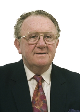 <span class="mw-page-title-main">Mark Killilea Jnr</span> Irish Fianna Fáil politician (1939–2018)