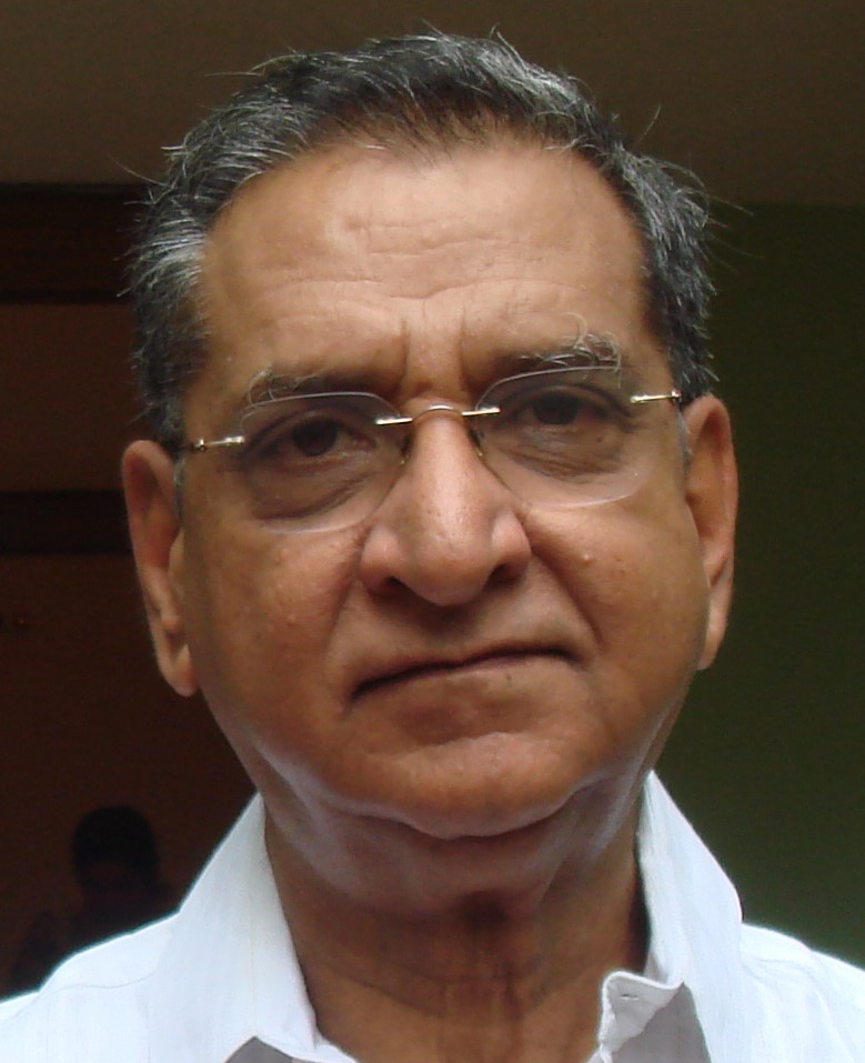 Gollapudi_Maruthi_Rao,_December_2007.jpg