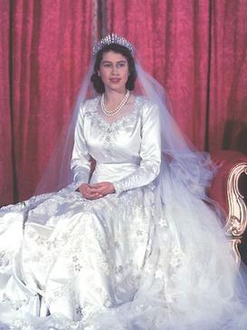 File:Queen Elizabeth wedding dress.jpg