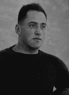 <span class="mw-page-title-main">Doc Alexander</span> American football player and coach (1897–1975)