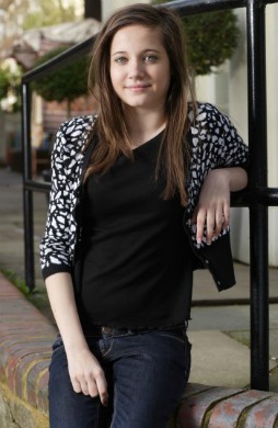 <span class="mw-page-title-main">Lauren Branning</span> UK soap opera character, created 2006
