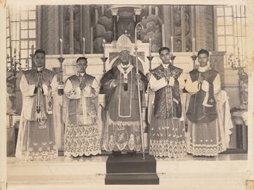 File:Ordination photo of Alberto Piamonte.jpg