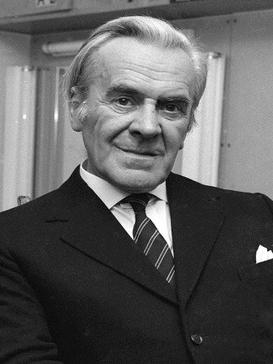 <span class="mw-page-title-main">John Le Mesurier</span> English actor (1912–1983)