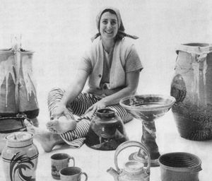 <span class="mw-page-title-main">Betty Woodman</span> American ceramic artist