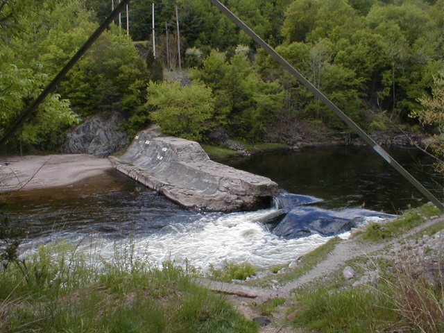 File:TariffvilleDam.jpg