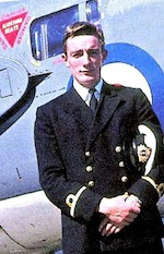 <span class="mw-page-title-main">Doug Macdonald</span> Scots aviator, 1941-2022