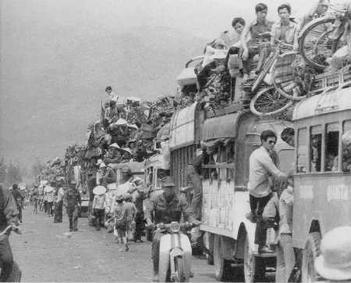 File:Da Nang Evacuation.jpg