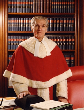 <span class="mw-page-title-main">Bora Laskin</span> Chief Justice of Canada from 1973 to 1984