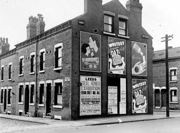 File:Bayswater Avenue, Gledhow Road, Harehills.jpg