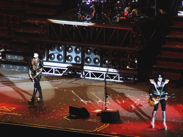 File:KISS (Kiss Alive 35 World Tour - 13 May 2008).jpg