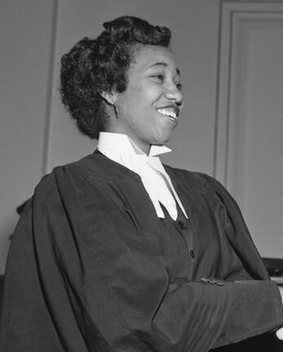 <span class="mw-page-title-main">Violet King Henry</span> Canadian lawyer