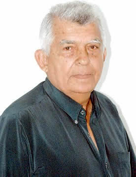 <span class="mw-page-title-main">Horacio Hidrovo Peñaherrera</span> Ecuadorian poet, writer, professor and cultural promoter