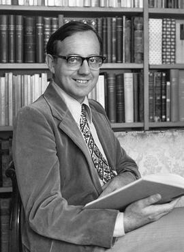 <span class="mw-page-title-main">Colin François Lloyd Austin</span> British classical Greek scholar (1941–2010)