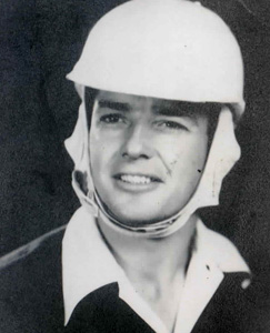 File:BillyCardenEarlyNASCARPhoto.jpg