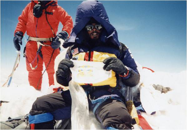 File:M. Magendran Everest, Nepal 1997.jpg