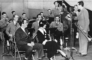File:Dorsey Brothers Orchestra Studio 1934.jpg