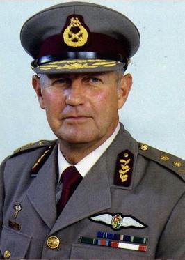 <span class="mw-page-title-main">Nicolaas Nieuwoudt</span> South African general and Doctor (1929–1989)