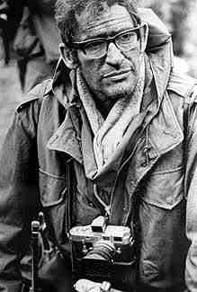 Файл-larry burrows.jpg