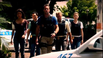 File:Hawaii Five-0 Season 2 cast.jpg