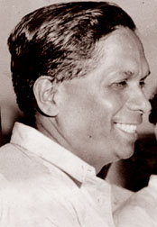 Доктор. S. A. Wickramasinghe.jpg 