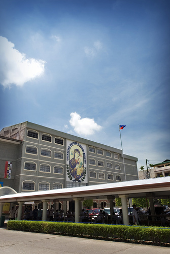 File:University Of Perpetual Help System Laguna.(2010).jpg