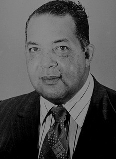 <span class="mw-page-title-main">John Merritt (American football)</span> American football player and coach (1926–1983)