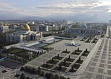 Independence Square, Ashgabat.jpg