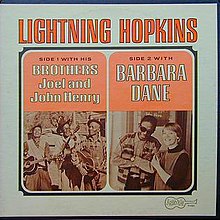 Lightning Hopkins dengan Saudara-saudaranya, Joel dan John Henry dan Barbara Dane.jpg