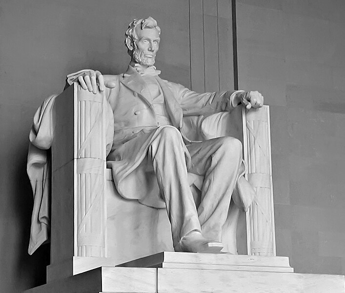 File:Lincoln statue BW.jpg