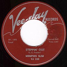 Steppin 'Out сингл cover.jpg