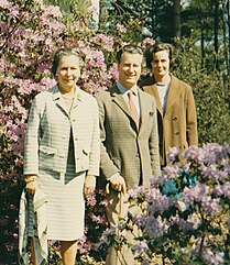 Left to right: Enid Watson with Ian and Mary Cameron, the parents and paternal grandmother of David Cameron, c. 1969 CameronFamilyGroup.jpg