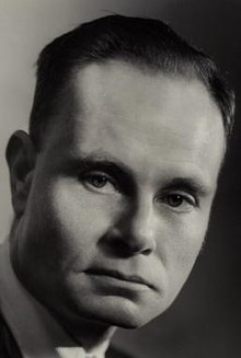 Hugh Molson 1944.jpg