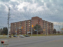One of the busiest intersections in Malton. Facing northwest, the apartment building at 3425 Morningstar Drive can be seen. Morningstarandgoreway.JPG