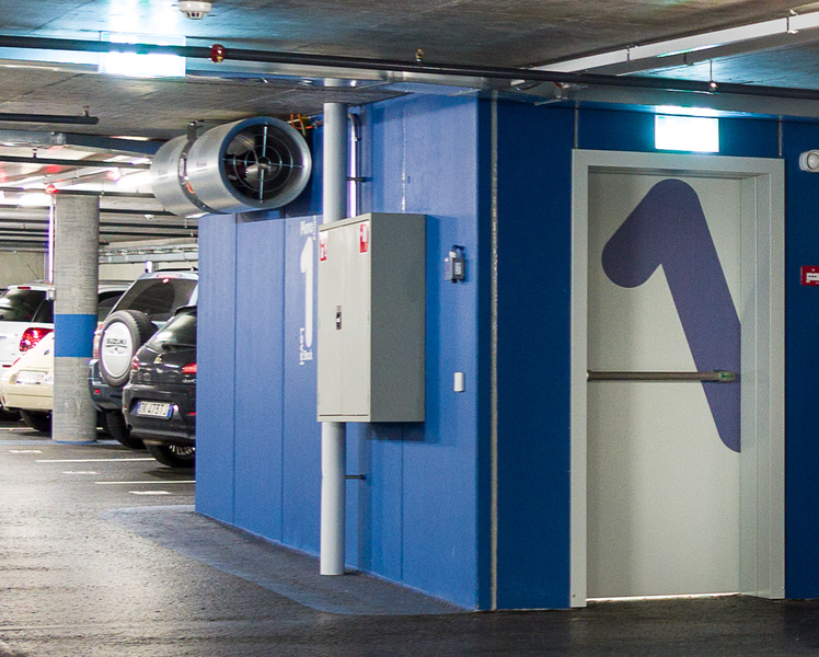 File:Firedoor in car park.png