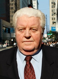 <span class="mw-page-title-main">Jon Burge</span> Chicago cop charged with misconduct