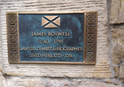 A commemorative plaque to Boswell at his former home at James Court, Lawnmarket, Edinburgh.