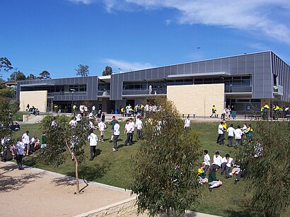 How to get to Mount Waverley Secondary College with public transport- About the place