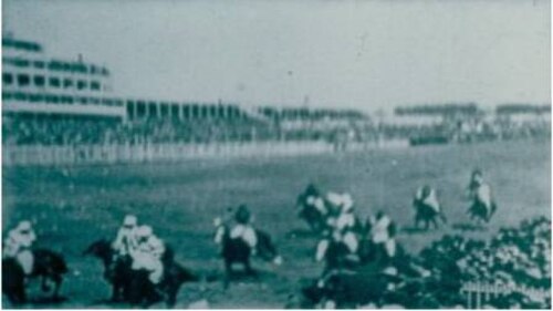 The 1895 Derby was one of the first to be filmed. Sir Visto is the horse exiting the bottom left corner of the frame.