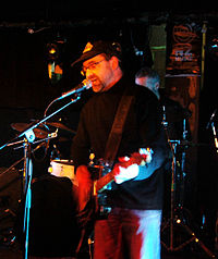 Robert Scott, photographed in Dunedin, July 2011 RobertScott.jpg