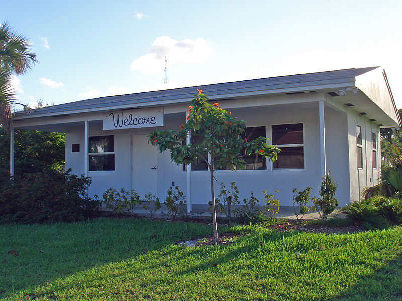 File:Coral Springs Museum.JPG