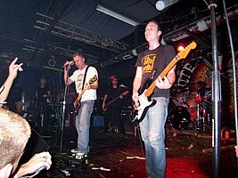 ToadiesGroupshot Live07.JPG