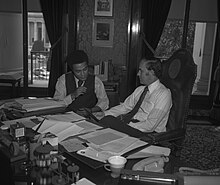 Republican state legislator Michael Ross meets with Washington's then governor Dan Evans, another Republican, in 1971. Michael Ross and Dan Evans.jpg