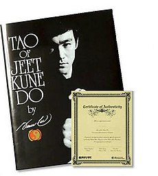 Cover of the 2006 Limited Edition Collector's Edition book with certificate of authenticity. TOJKDLE.jpg