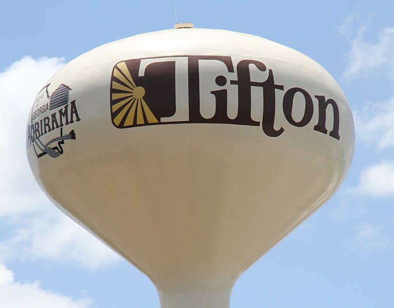 File:WaterTowerTiftonGA.jpg