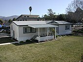 Saint Anne's parish rectory in 2008 facing Foothill, Blvd. StAnneRectoryOrig.jpg