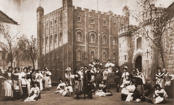 Scene from The Yeomen of the Guard D'Oyly Carte Opera Company 1906 Revival