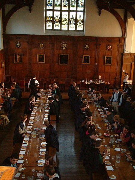 File:Communal dinner at Gonville and Caius.jpg