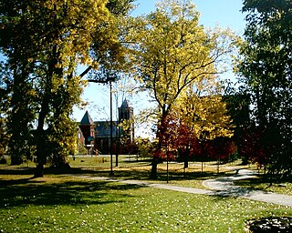 <span class="mw-page-title-main">Waverley Park (Thunder Bay)</span> Park in Thunder Bay, Ontario, Canada