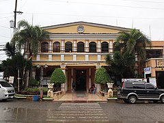 Dumangas Municipal Hall