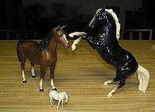 breyer plastic horses